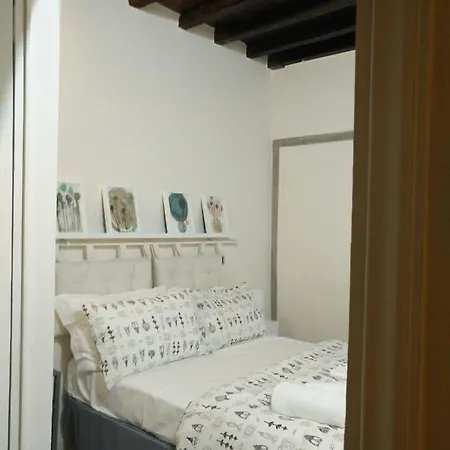 Πανσιόν Bargello 3*